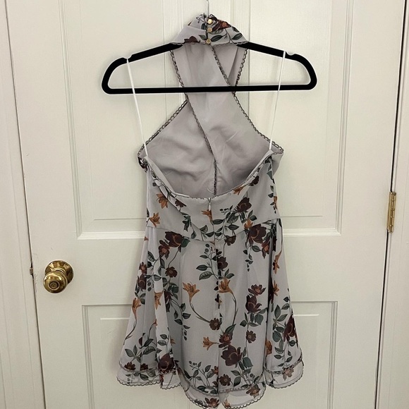 Keepsake Floral Romper - Picture 3 of 3